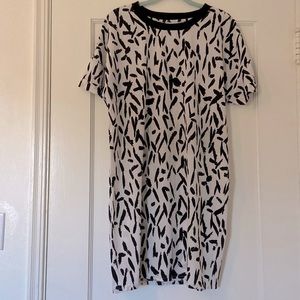 Black and white dress